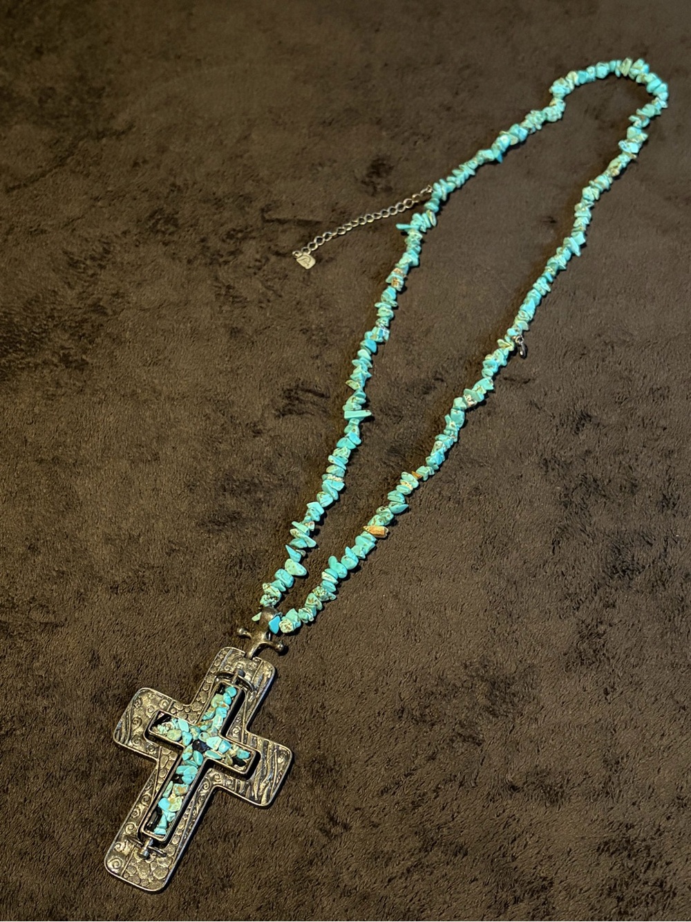 i Turquoise Revolving Gunmetal Grey Cruxifix Pendant Necklace